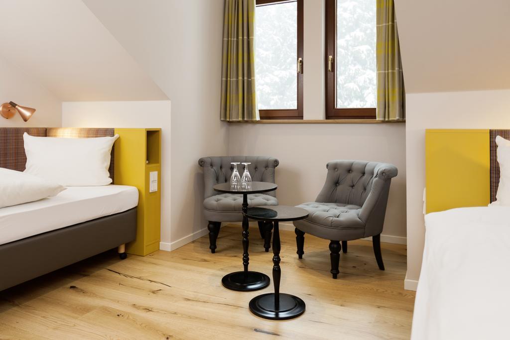 Hotel Zum Taufstein Sparhof ภายนอก รูปภาพ