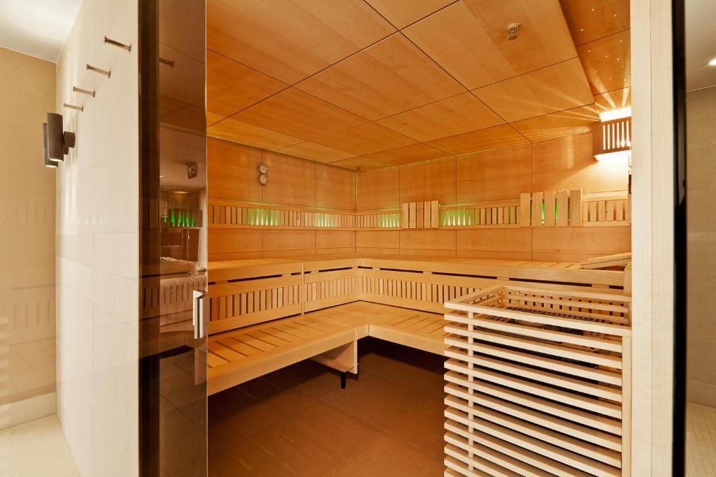 Hotel Zum Taufstein Sparhof ภายนอก รูปภาพ